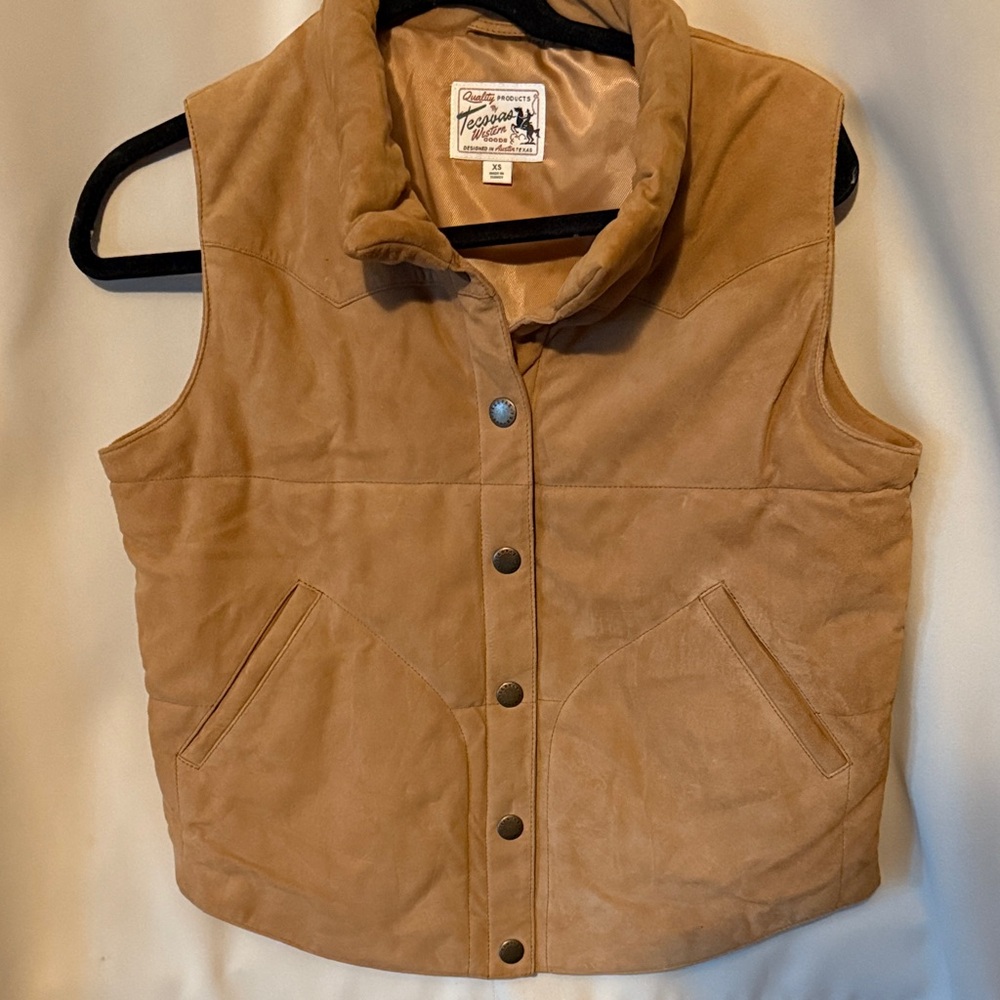 Tecovas Tan Suede Vest with Button Closure